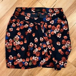 Jessica Simpson skirt (with pockets)